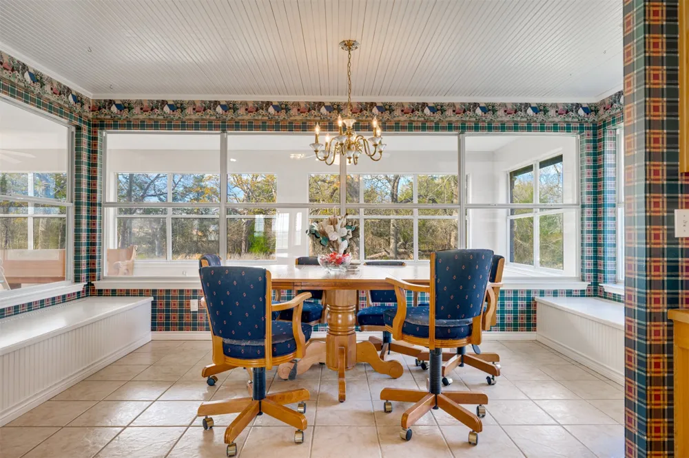 2290 County Road 27300 Honey Grove, TX 75446