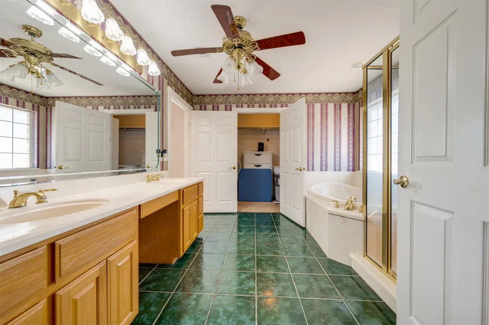 2290 County Road 27300 Honey Grove, TX 75446