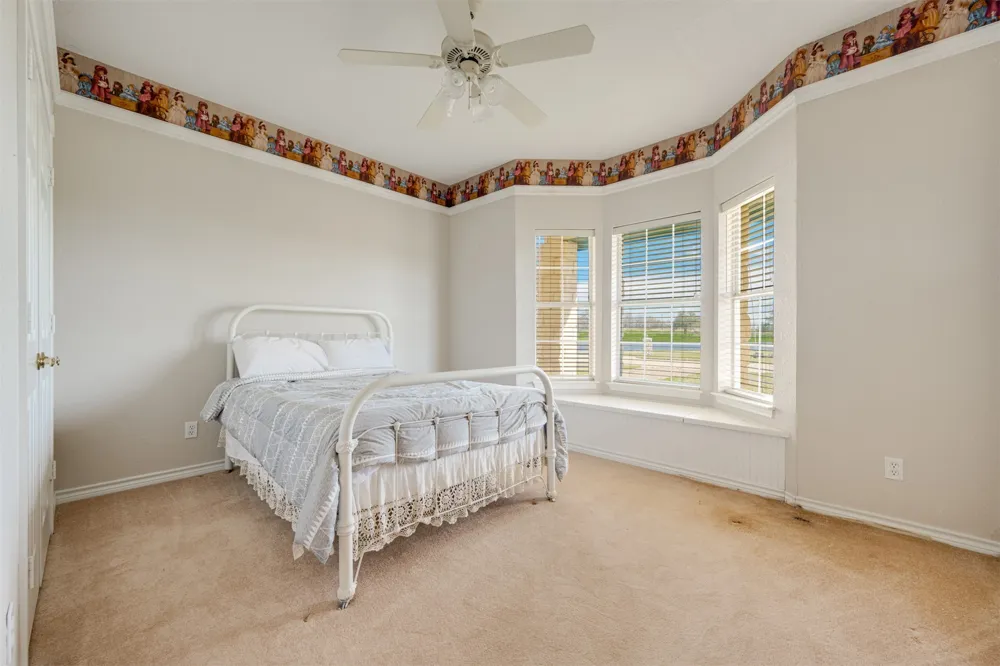 2290 County Road 27300 Honey Grove, TX 75446