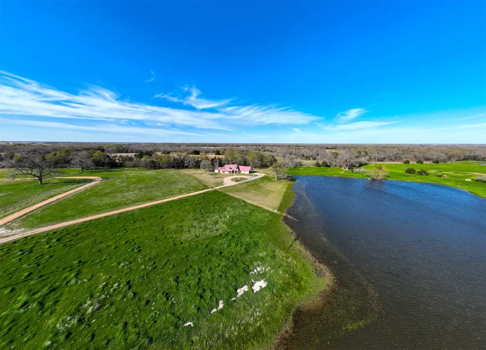2290 County Road 27300 Honey Grove, TX 75446