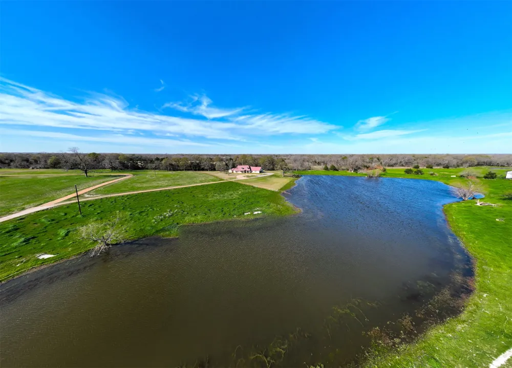 2290 County Road 27300 Honey Grove, TX 75446