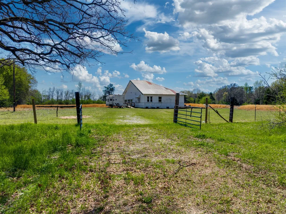 48 County Road 2360 Bagwell, TX 75412