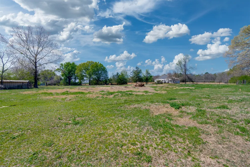 48 County Road 2360 Bagwell, TX 75412