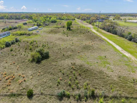 Tonkaway Lake Road