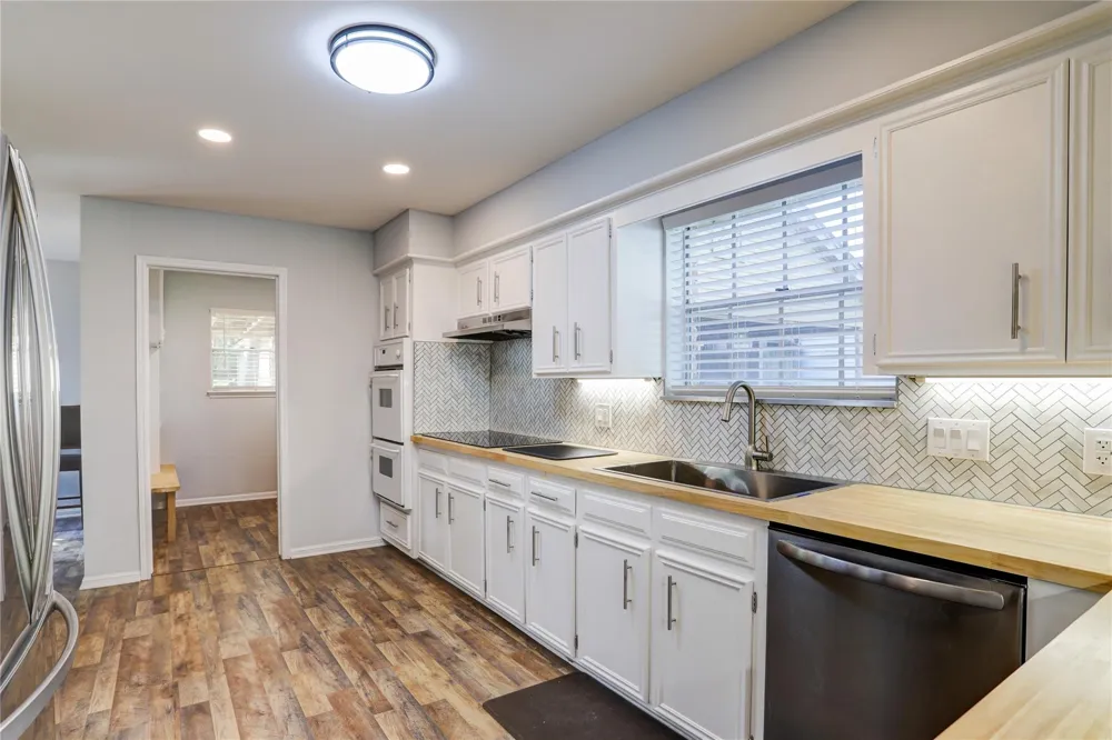 1415 Corral Drive Houston, TX 77090