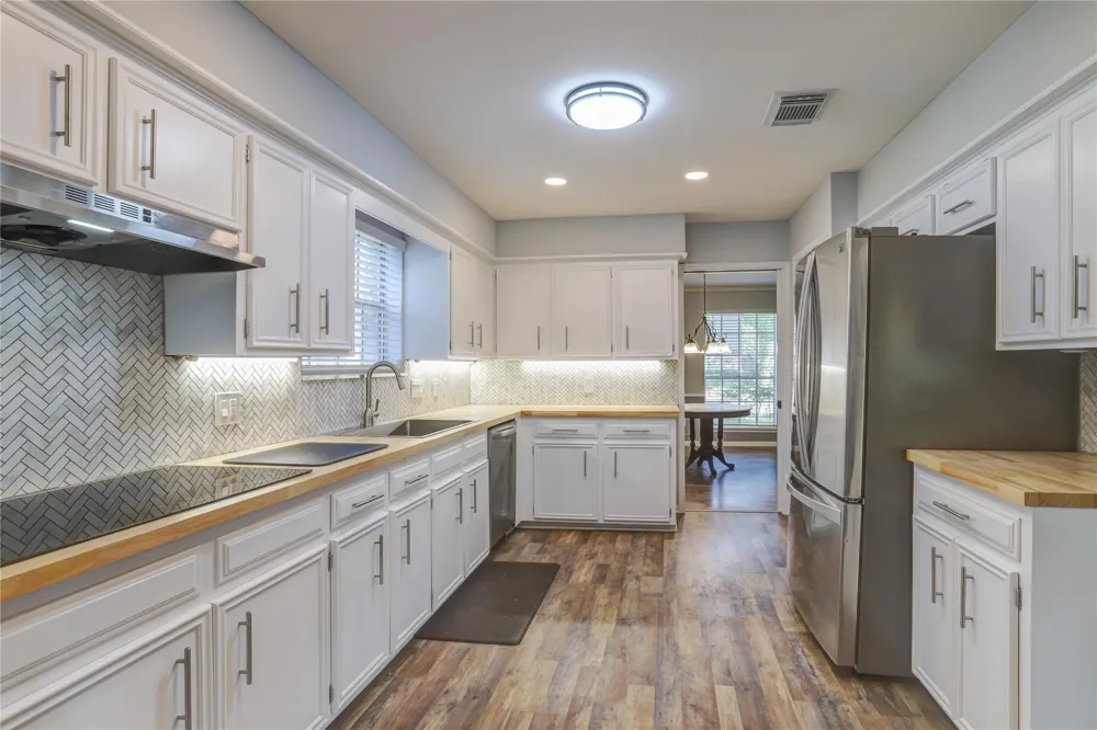 1415 Corral Drive Houston, TX 77090