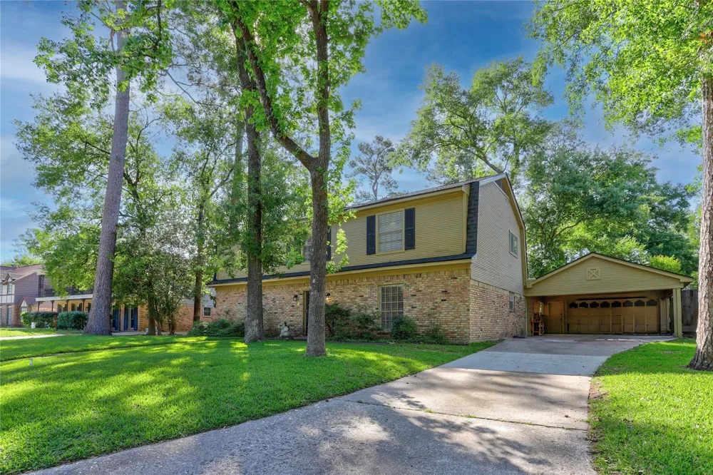 1415 Corral Drive Houston, TX 77090