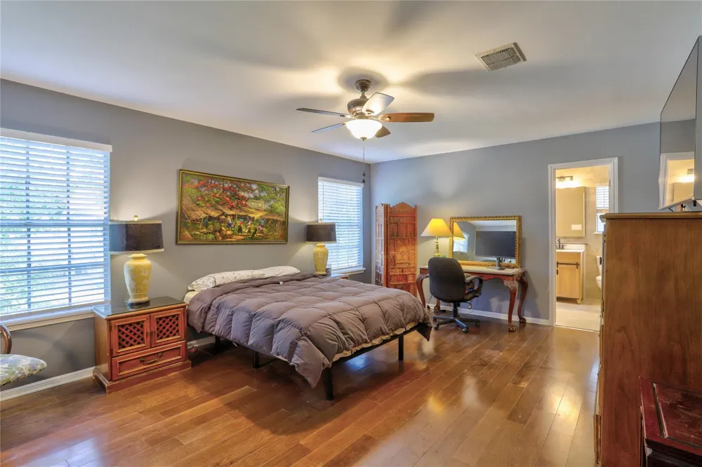 1415 Corral Drive Houston, TX 77090