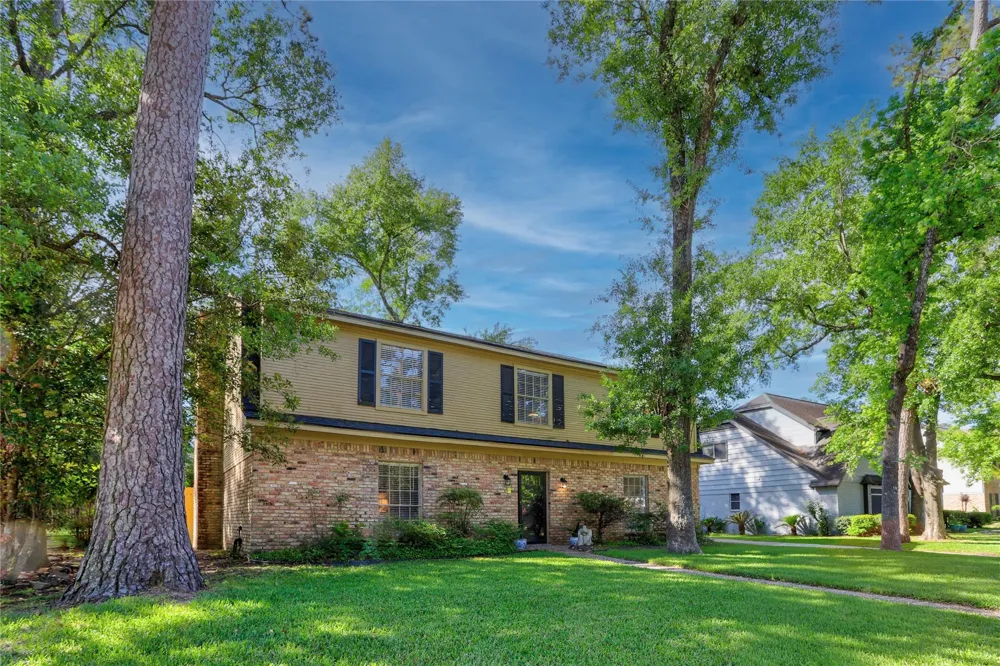1415 Corral Drive Houston, TX 77090