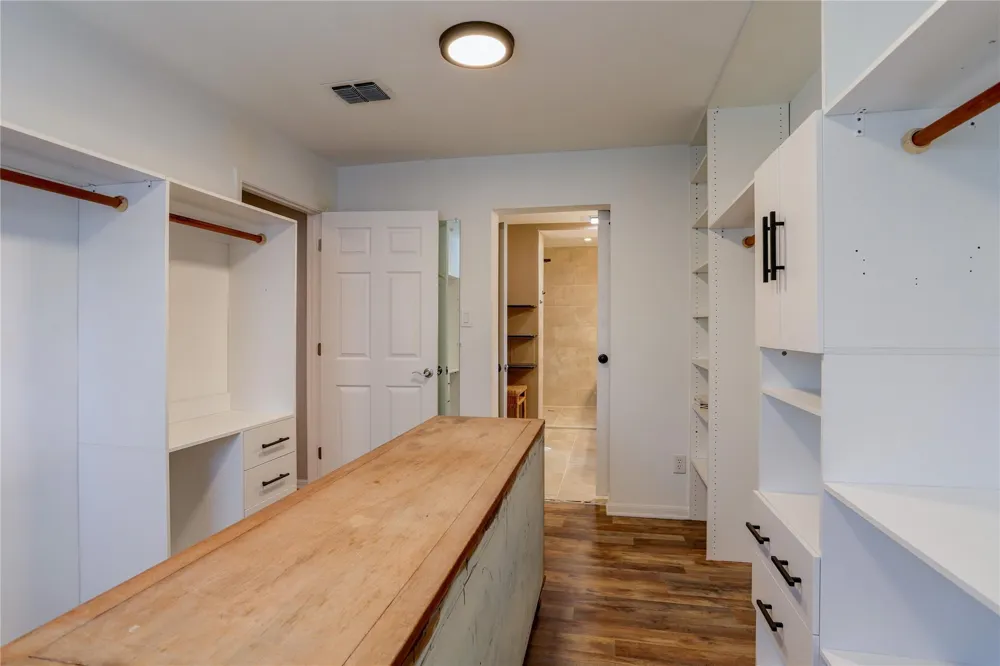 1415 Corral Drive Houston, TX 77090