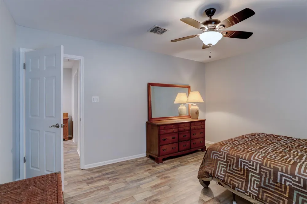 1415 Corral Drive Houston, TX 77090