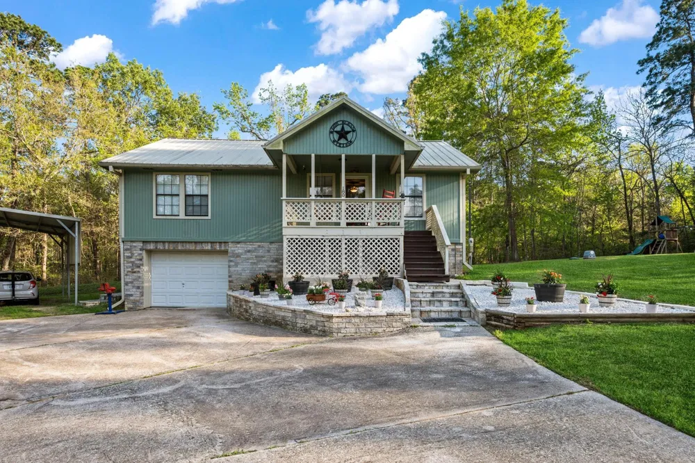 180 Heron Lane Coldspring, TX 77331