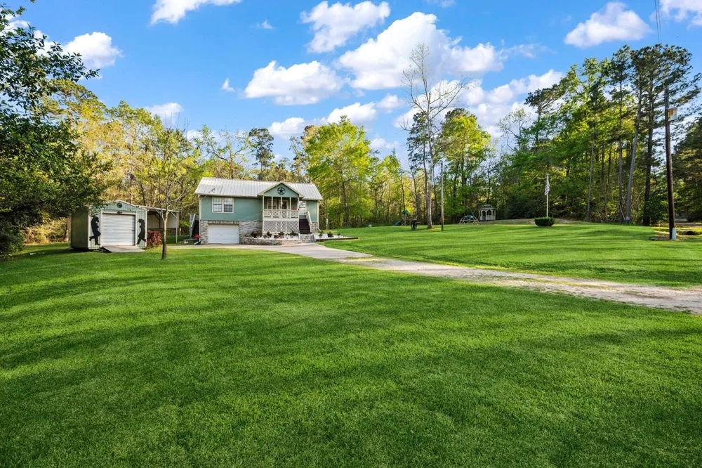 180 Heron Lane Coldspring, TX 77331