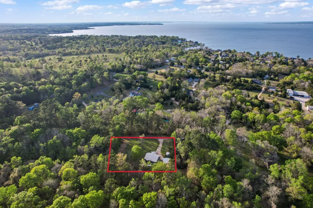 180 Heron Lane Coldspring, TX 77331