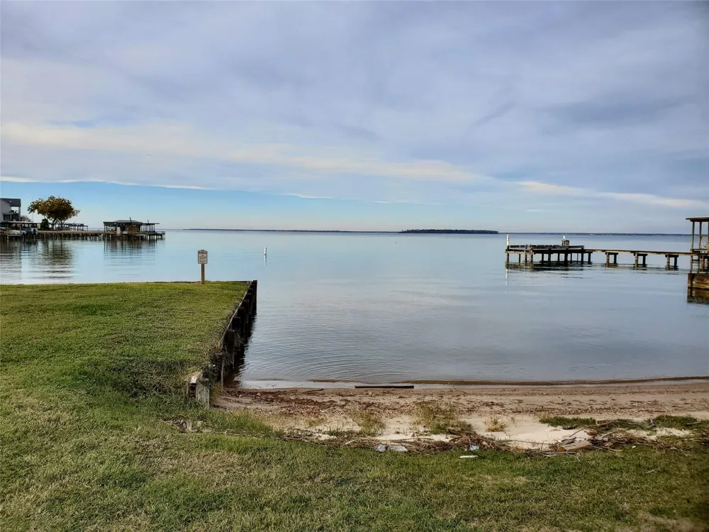 180 Heron Lane Coldspring, TX 77331
