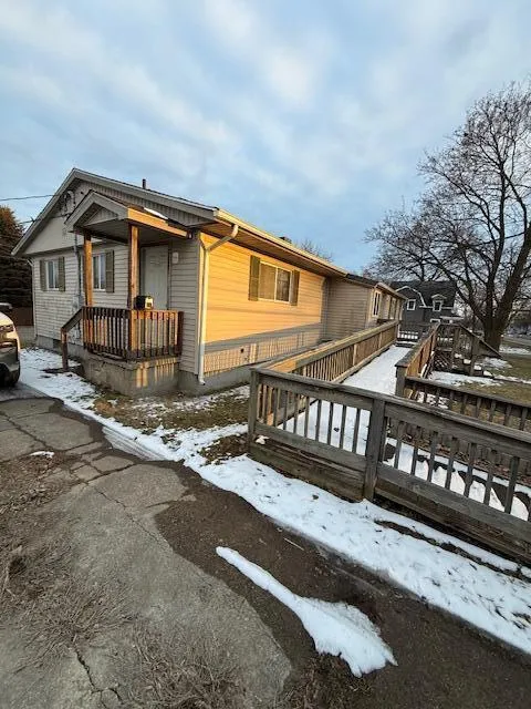 1302 Eaton Street Albion City, MI 49224