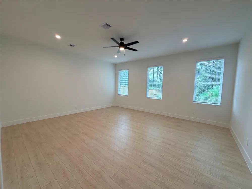 259 Gonsoulin Lane Pinehurst, TX 77362