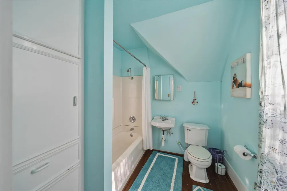 409 Lewis Street Matagorda, TX 77414