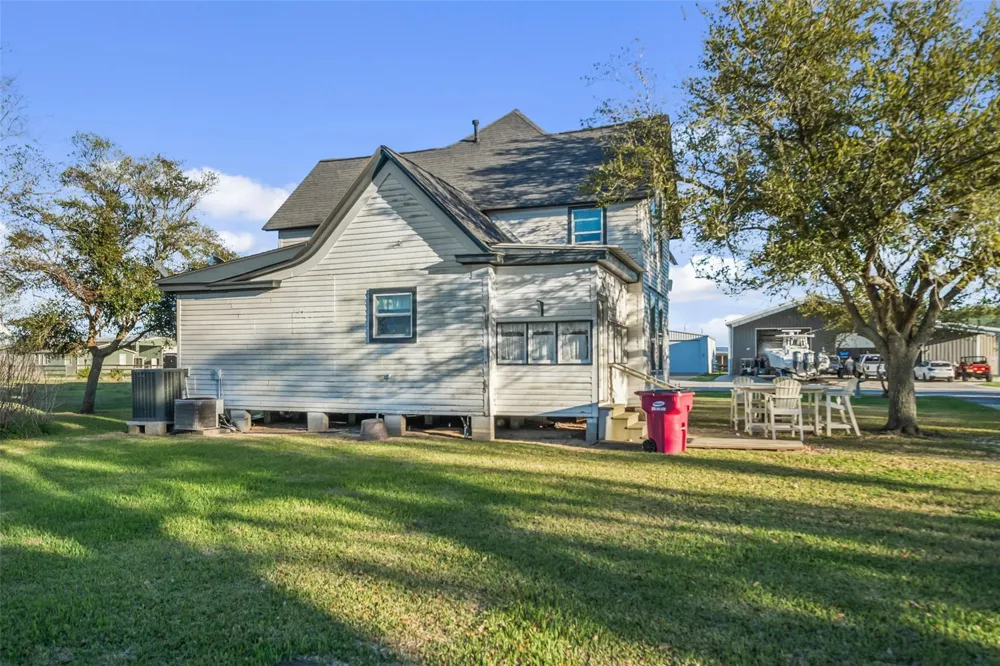 409 Lewis Street Matagorda, TX 77414