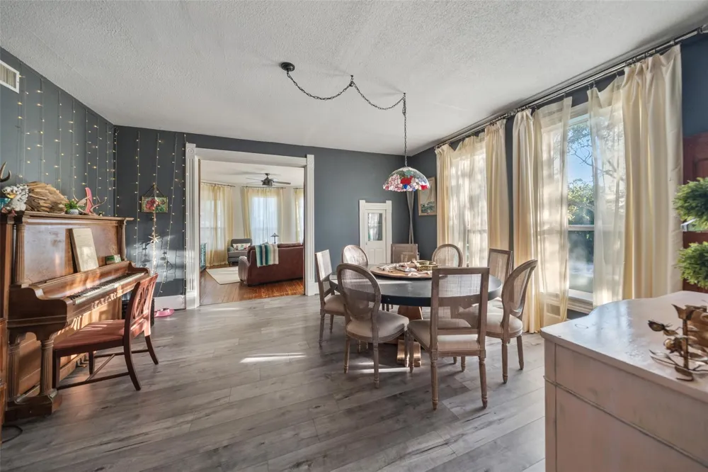 409 Lewis Street Matagorda, TX 77414