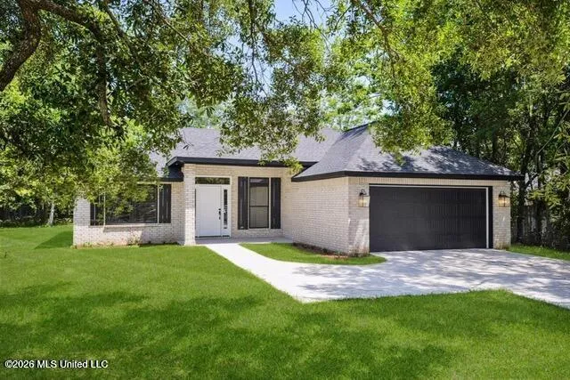 19706 Wallace Way Saucier, MS 39574