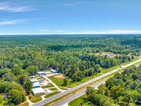 17051 Hwy 59 North