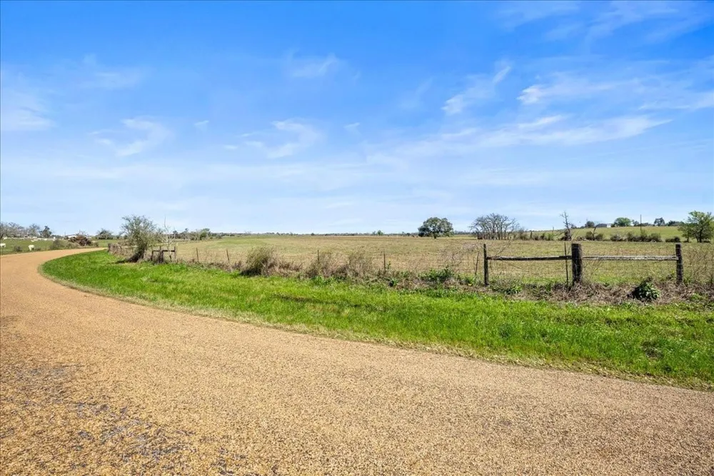 Brunes Mill Road Columbus, TX 78934