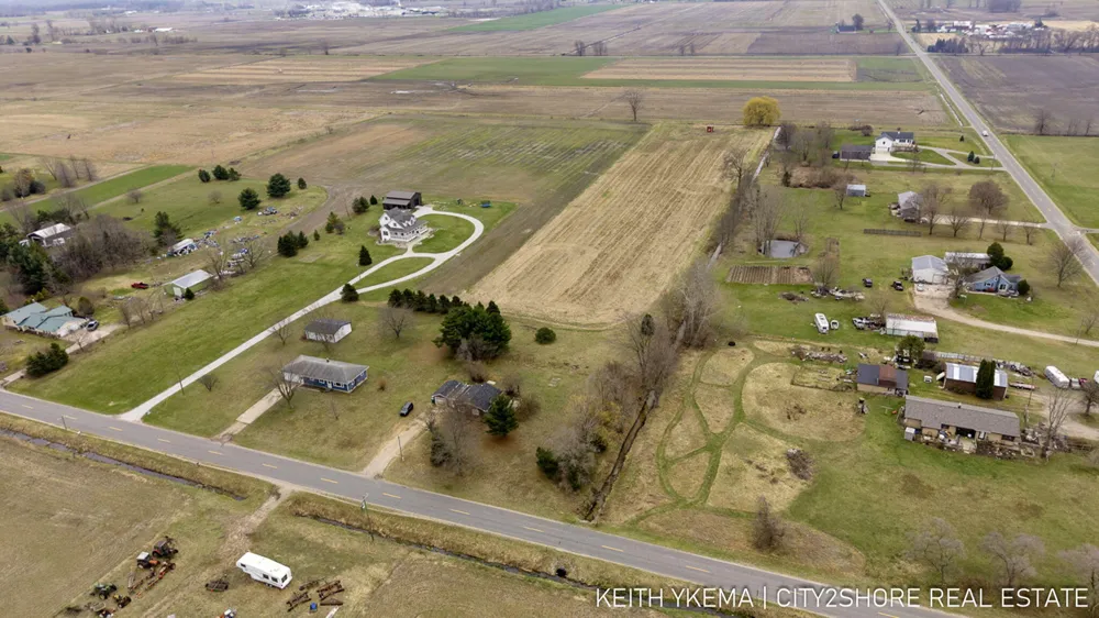 1 Stanton Street Zeeland, MI 49464
