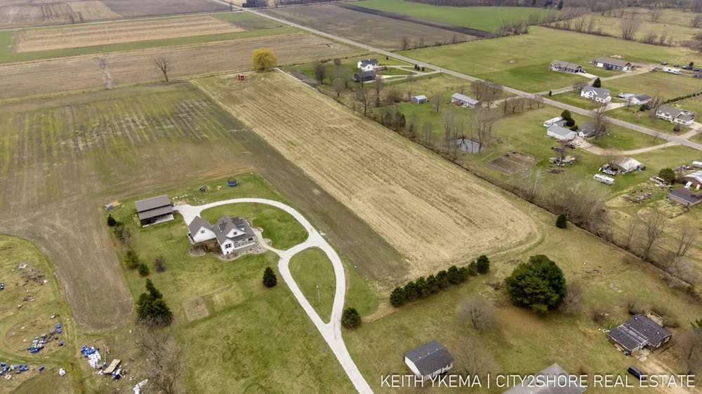 1 Stanton Street Zeeland, MI 49464