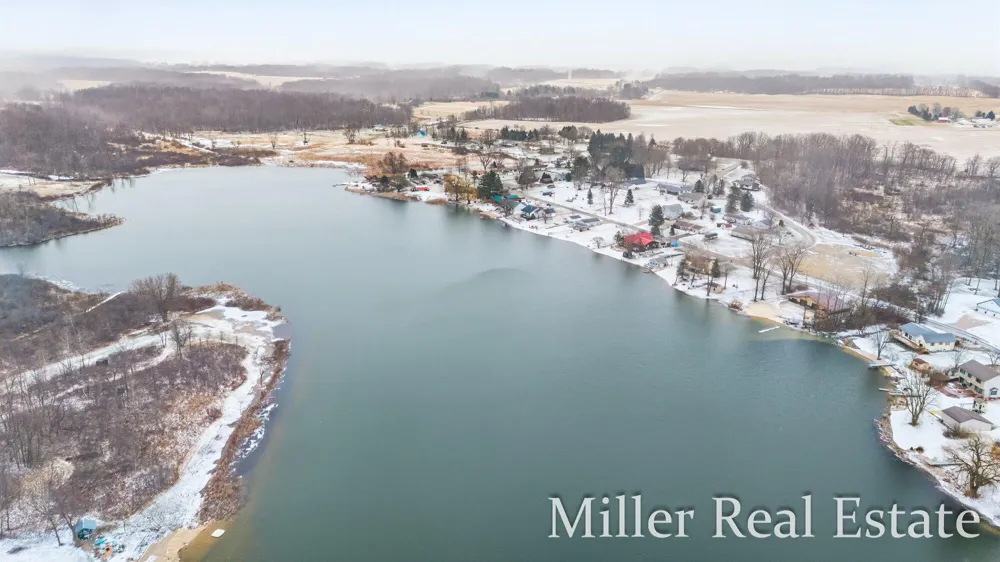 153 Sunset Drive Dowling, MI 49050