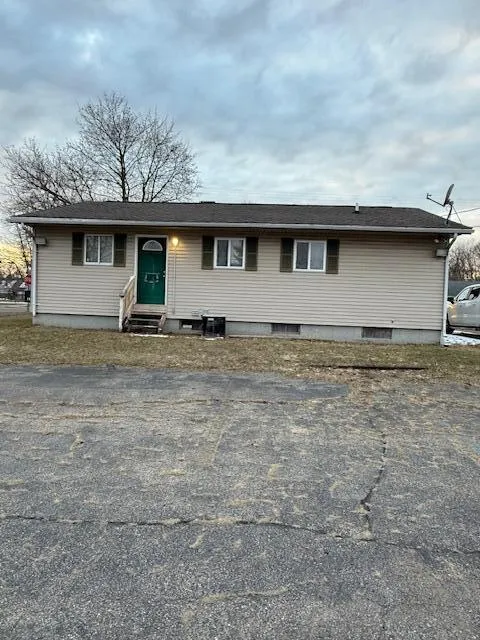 1302 Eaton Street Albion, MI 49224