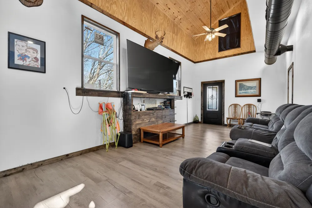 51 3rd Street Graford, TX 76449