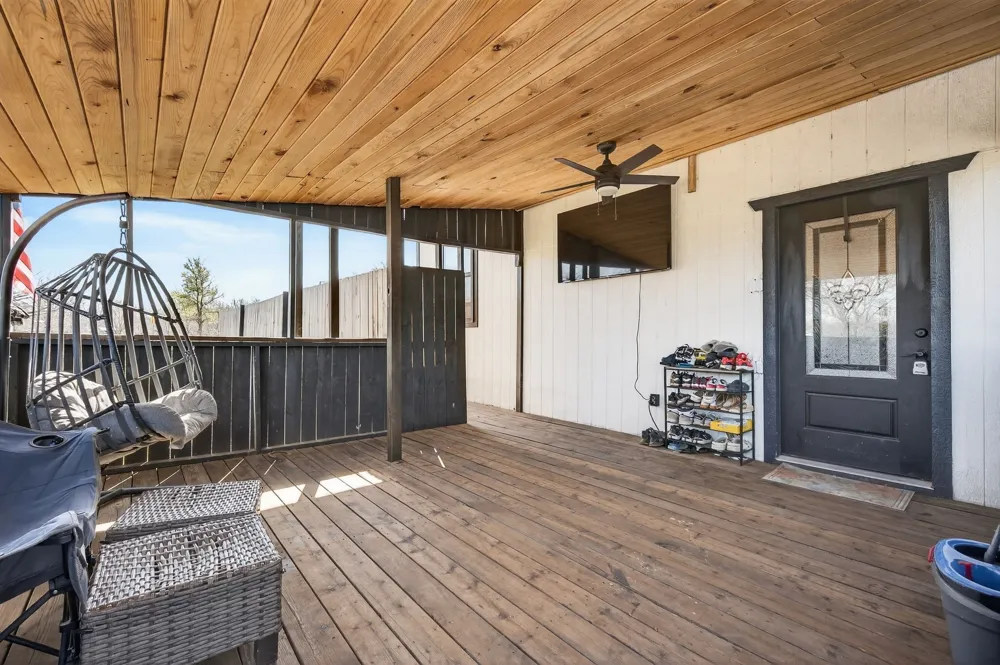 51 3rd Street Graford, TX 76449