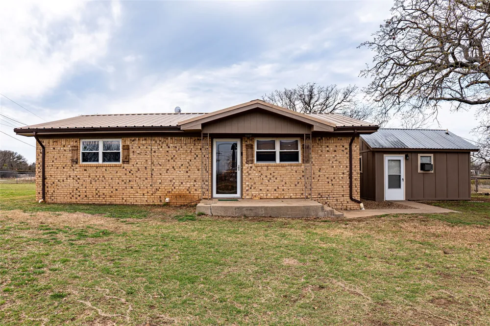 9608 County Road 203 Road Breckenridge, TX 76424