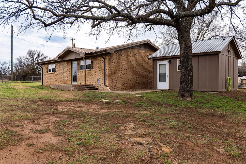 9608 County Road 203 Road Breckenridge, TX 76424