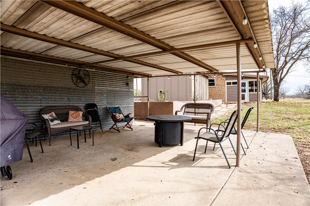 9608 County Road 203 Road Breckenridge, TX 76424