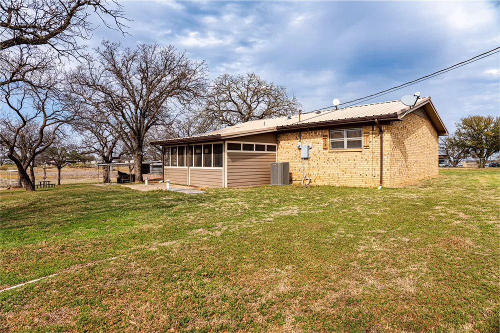 9608 County Road 203 Road Breckenridge, TX 76424