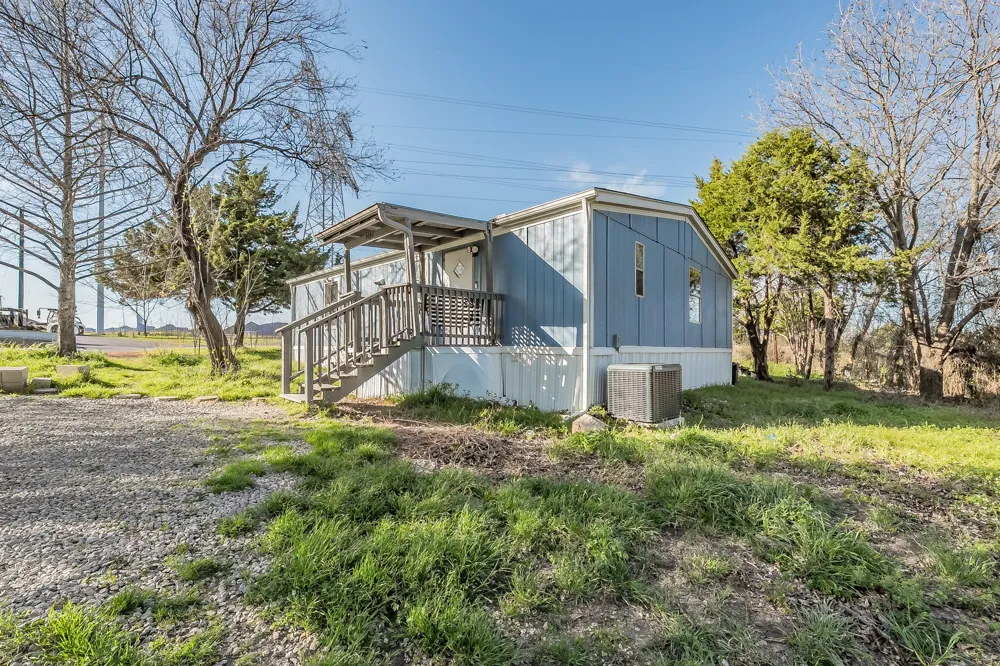 215 Hillside Drive Wylie, TX 75098