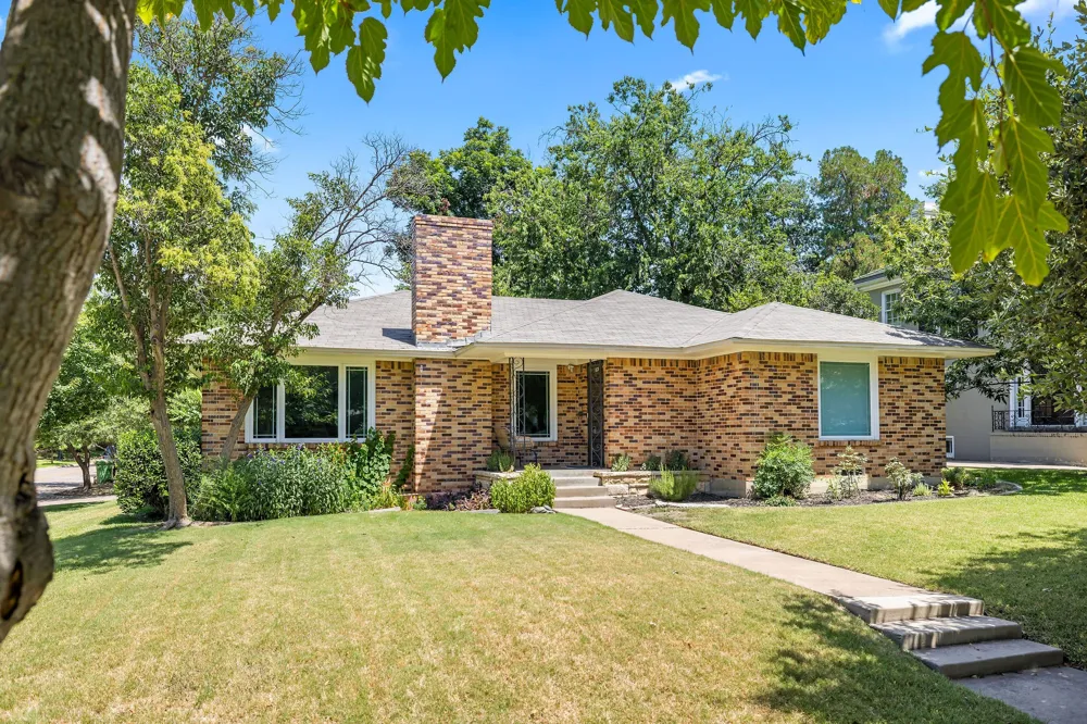 2801 5th Avenue Fort Worth, TX 76110