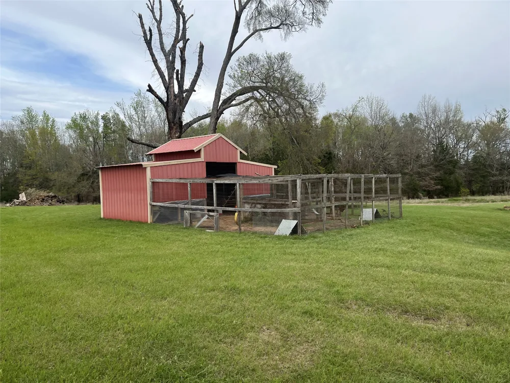 542 CR 4716 Troup, TX 75789