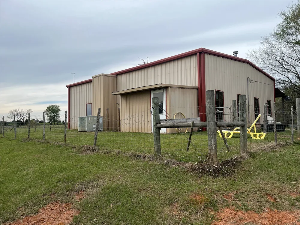 542 CR 4716 Troup, TX 75789
