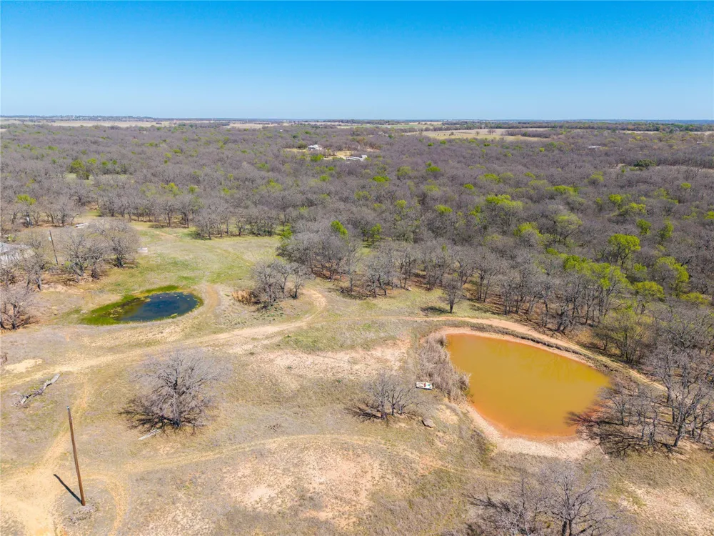 209 CR 464 De Leon, TX 76444