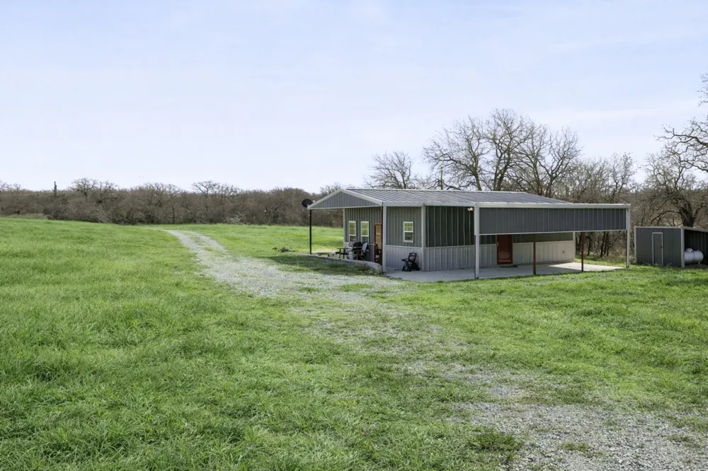 Cr-1990 Chico, TX 76431