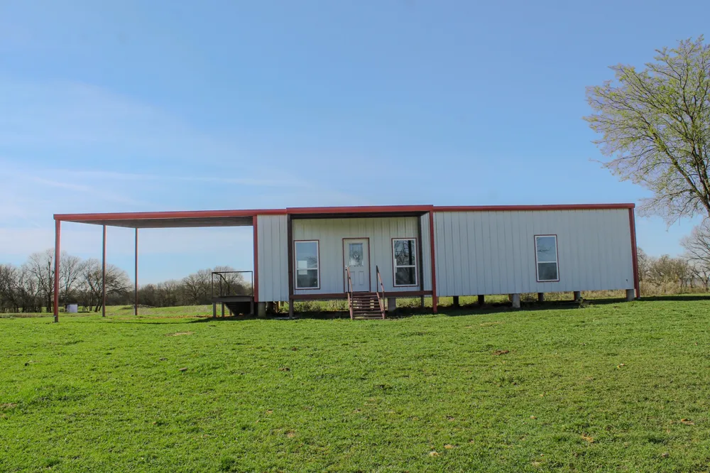 1070 Paradise Oak Graford, TX 76449