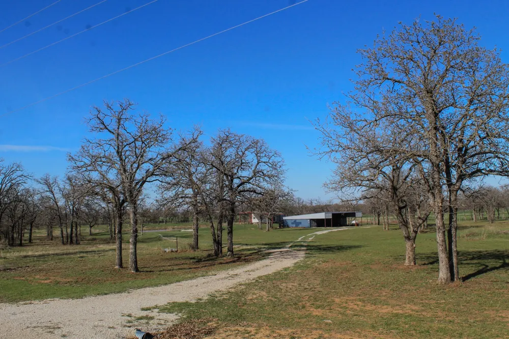 1070 Paradise Oak Graford, TX 76449