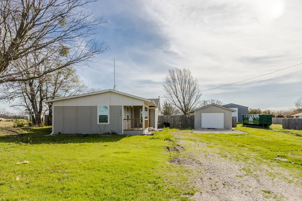 2225 S Bridgefarmer Road Lowry Crossing, TX 75069