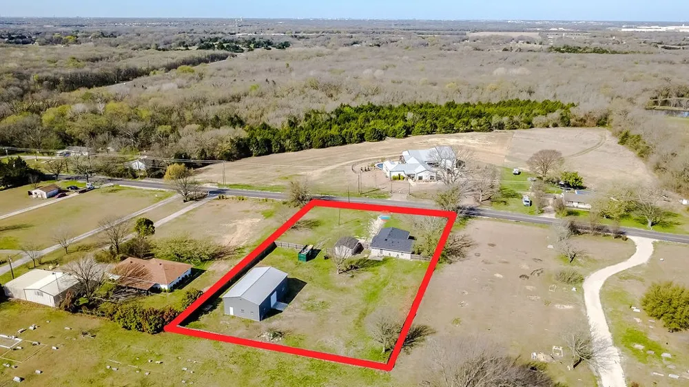 2225 S Bridgefarmer Road Lowry Crossing, TX 75069