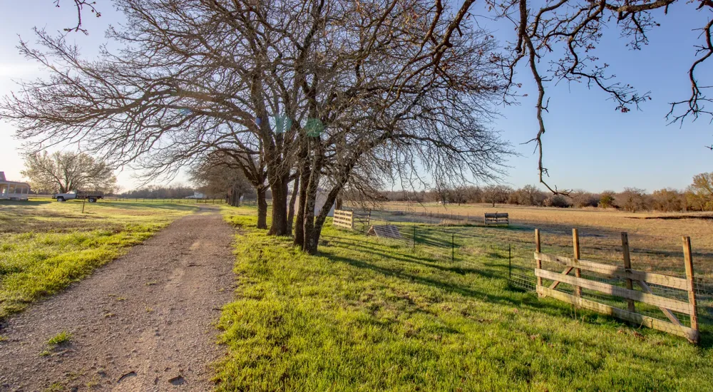 1300 Rodgers Road Sunset, TX 76270