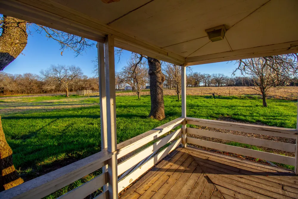 1300 Rodgers Road Sunset, TX 76270