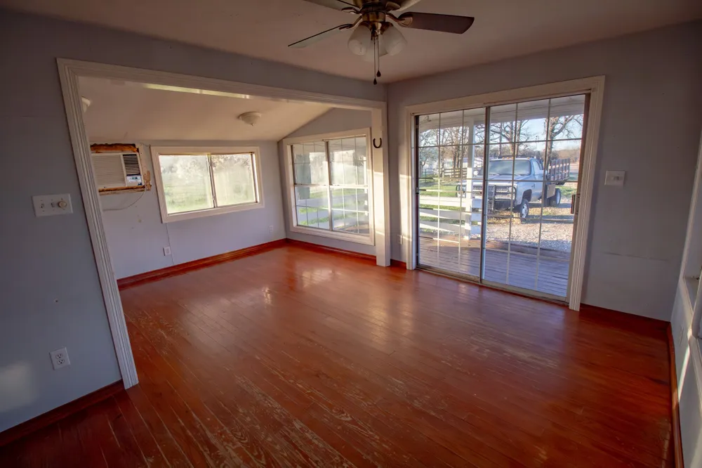1300 Rodgers Road Sunset, TX 76270